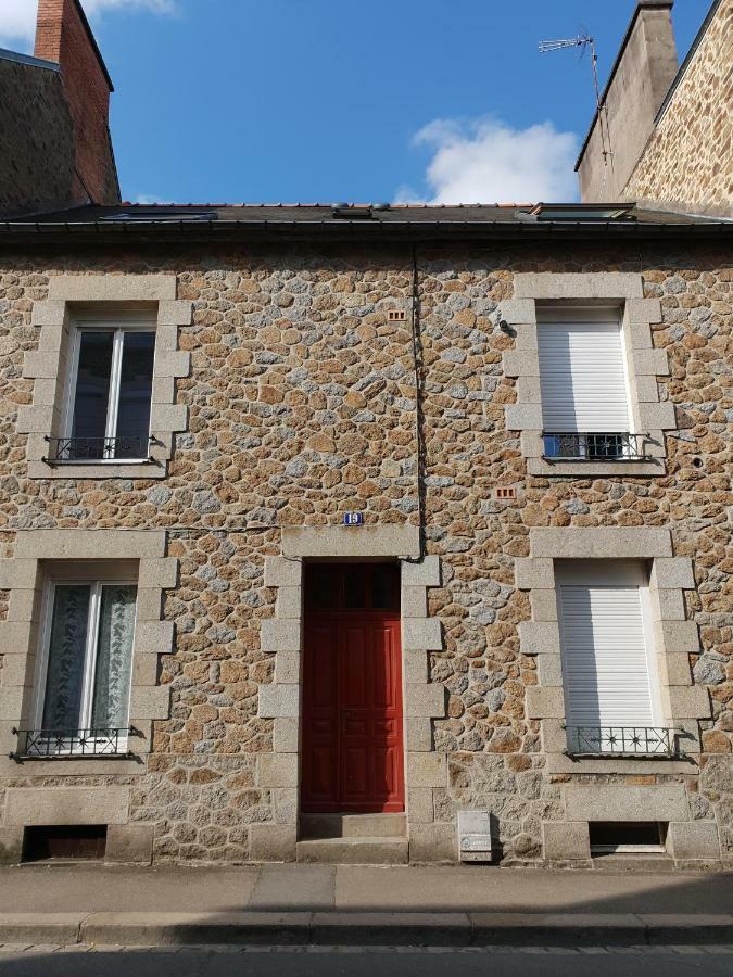 Studio Centre De Fougeres Apartment Bagian luar foto